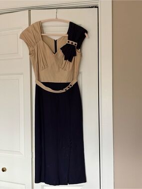 Two-Tone Beige and Black Women’s Dress